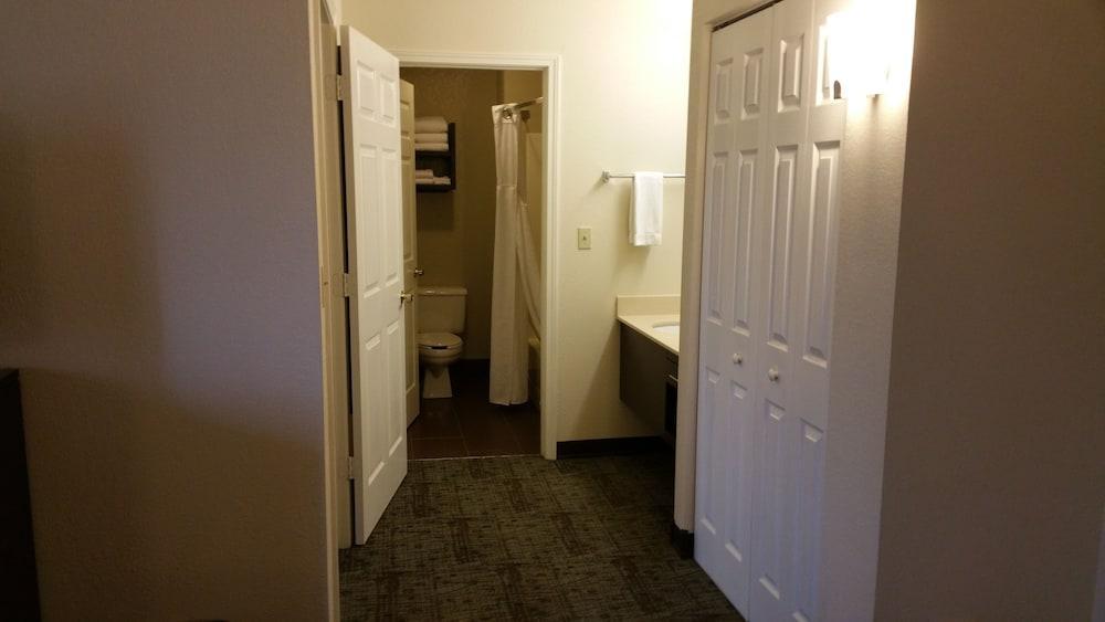 Staybridge Suites Chicago-Oakbrook Terrace By Ihg Экстерьер фото
