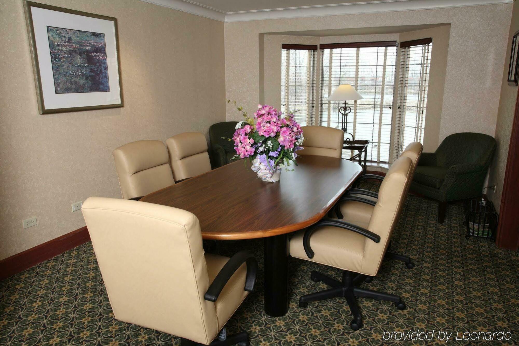 Staybridge Suites Chicago-Oakbrook Terrace By Ihg Удобства фото
