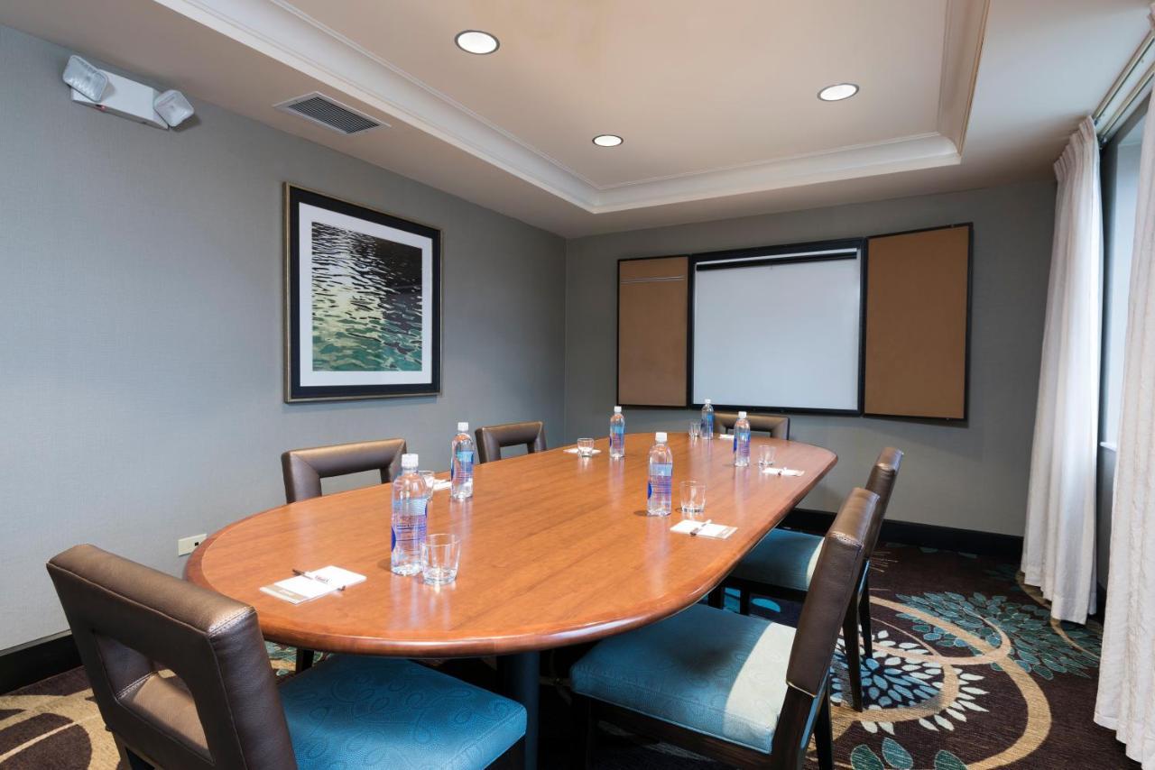 Staybridge Suites Chicago-Oakbrook Terrace By Ihg Экстерьер фото
